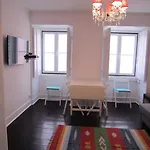 Apartman Shabby Chic Bairro Alto *