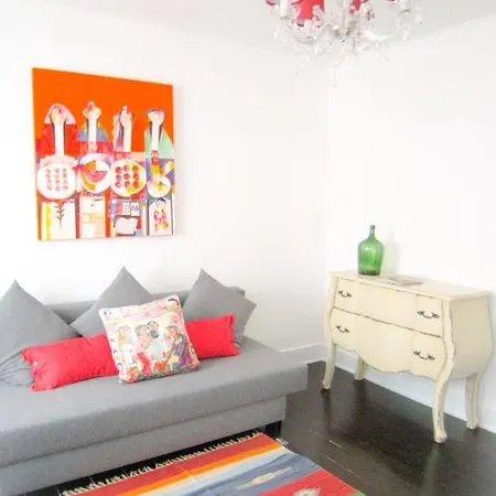 Shabby Chic Bairro Alto 아파트 *
